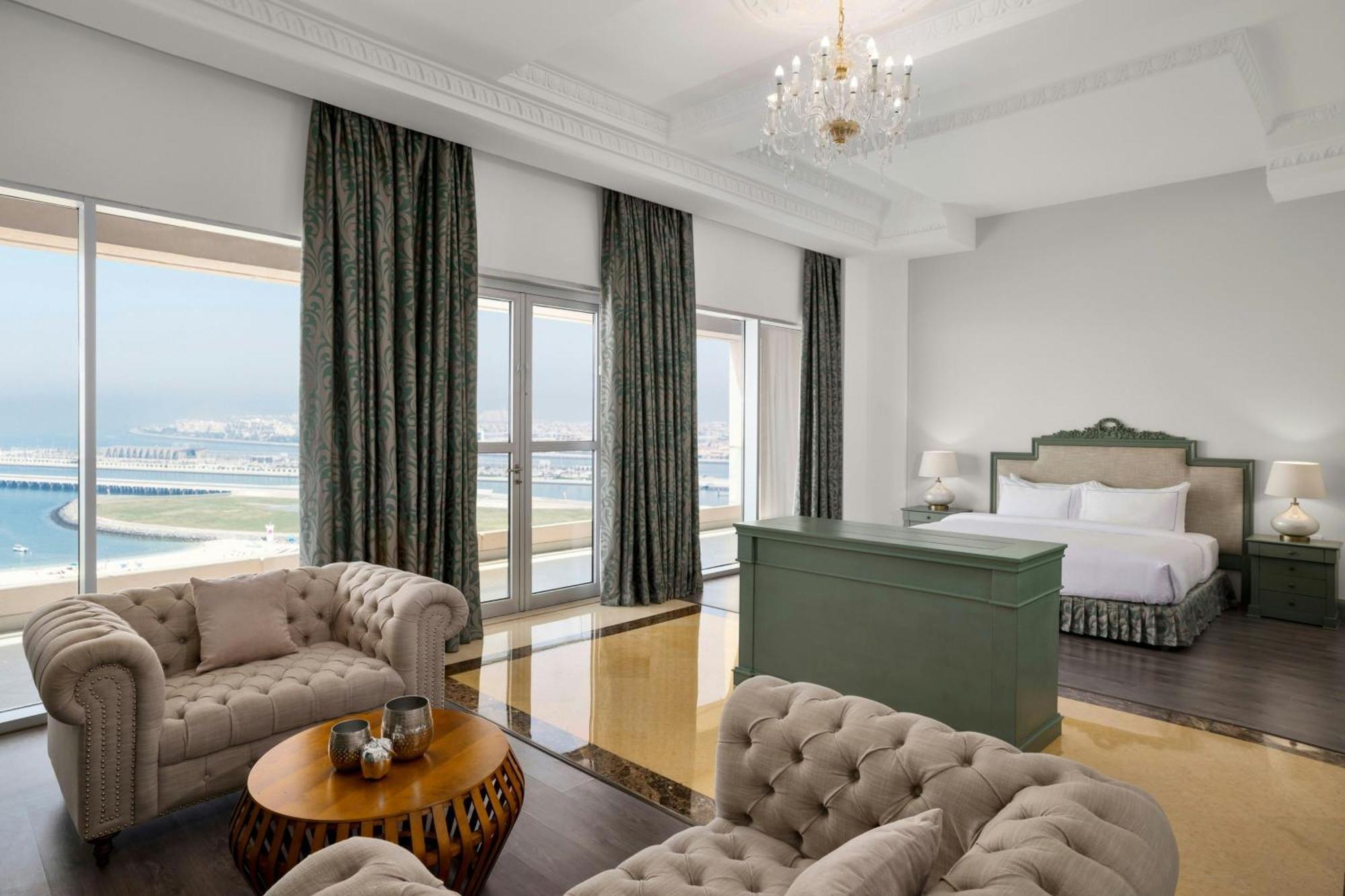 แฮบทัวร์ แกรนด์ รีสอร์ต ออโตกราฟ คอลเลคชั่น Hotel ดูไบ ภายนอก รูปภาพ A bedroom at the hotel